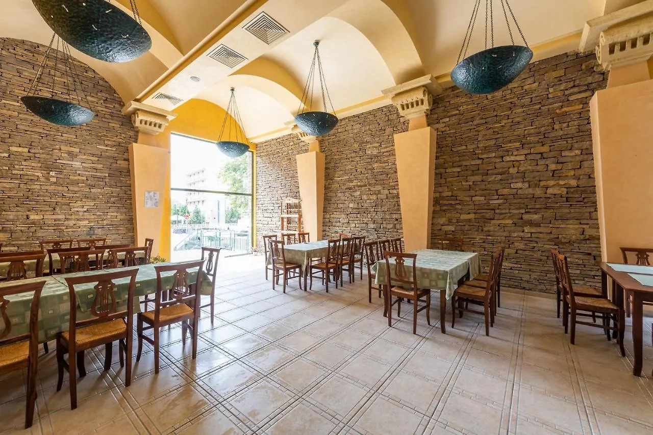 Nessebar Beach Hotel Солнечный берег
